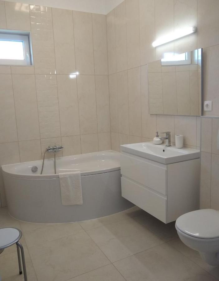 Tandem Apartman Kapolnasnyek エクステリア 写真
